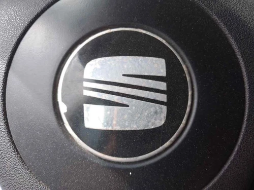 Caja Reles/Fusibles para SEAT CORDOBA BERLINA (6L2) Reference 235070 - Imagen 1 de 8