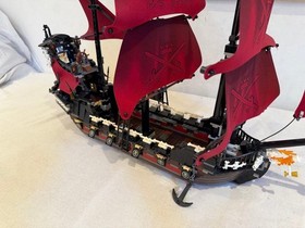 LEGO Disney Pirates of the Caribbean On Stranger Tides Set 4195 Excellent