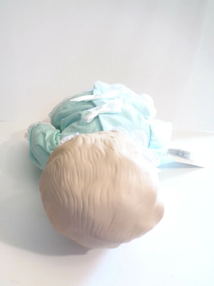 Muñeca de porcelana Knowles Jessica de Yolanda Bello 12" Foto 4 de 4