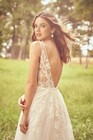 Brand New Lillian West wedding dress 10 size 66063 Retail price 1405