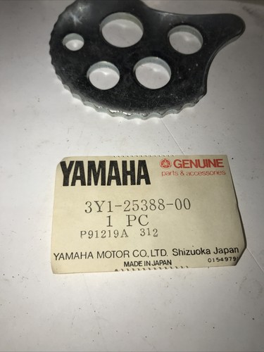 Yamaha Chain Adjuster TW200 TW125 XT600 SR250 XT350 OEM # 3Y1-25388-00 NEW - Picture 2 of 6