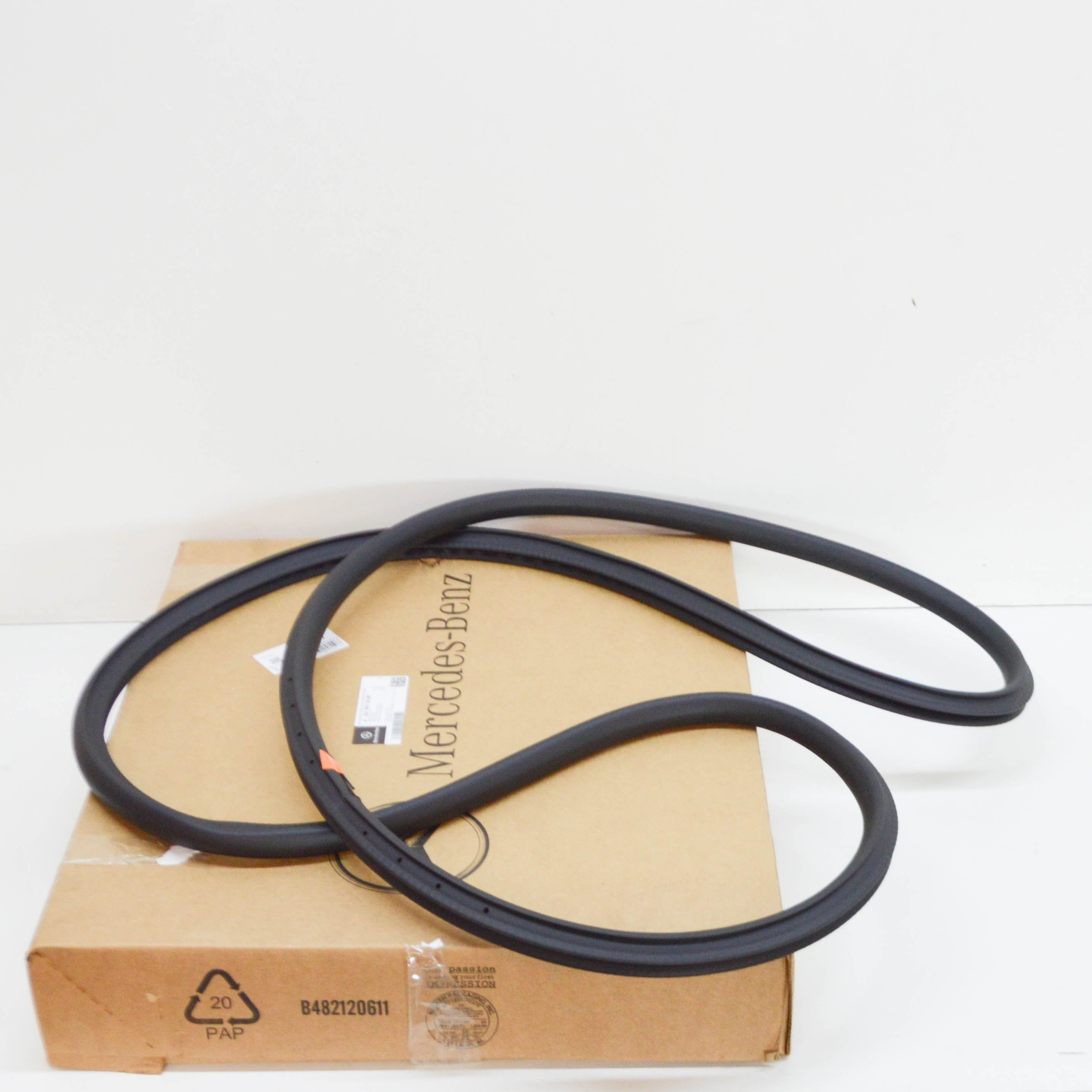 MERCEDES-BENZ GLE W167 Front Door Edge Guard A1676971800 for sale  