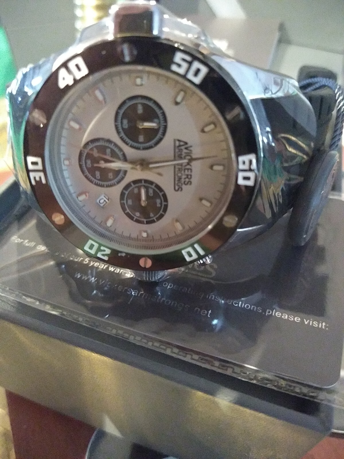 Montre VICKERS Sport VA0061 pour homme chronographe noir et acier