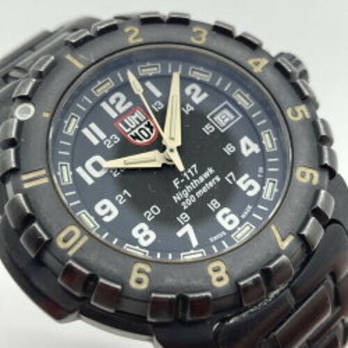 時計 LUMINOX f-117 NIGHTHAWK SERIES 6400 LUMINOX F-117 Nighthawk 6400-200 Men's Quartz Wristwatch