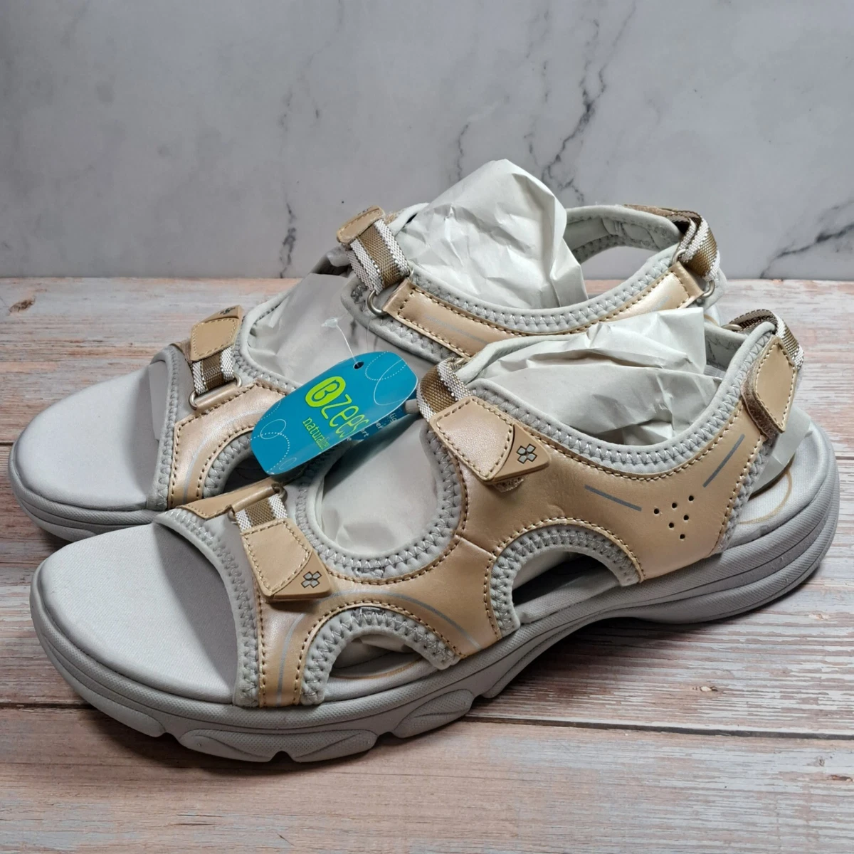 Naturalizer sales bzees sandals