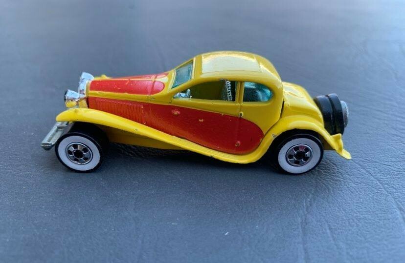 Vintage Hot Wheels Classic 1937 Yellow Bugatti (1980) White Wheel - Main Image