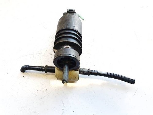 1j0973722 Waschwasserpumpe, Scheibenreinigung  Volkswagen Golf DE2621717-95