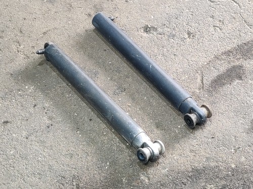 2x Original BMW X5 E53 1999-2006 Heckklappendämpfer Heckdeckel unten 8402195