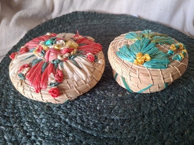 2 VTG Small Raffia Straw Woven Trinket Baskets Boxes w/Removable Lids Handmade