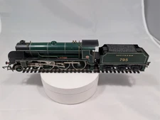 Hornby OO Gauge Southern 795 Sir Dinadan
