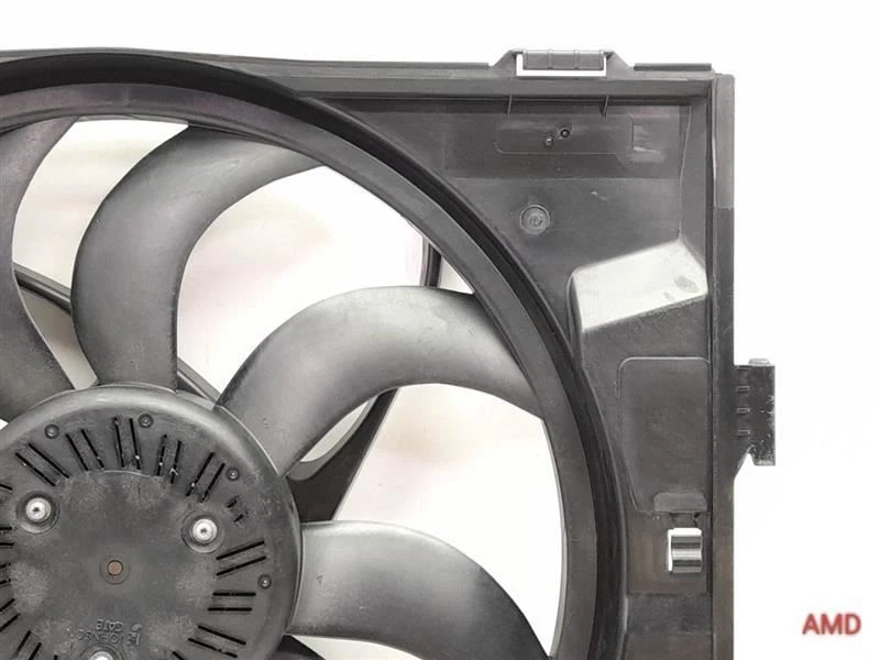 BMW 320i N20 F30 2014 conjunto de ventilador de refrigeración del motor 400 W solo se adapta a 320 17428641963 Foto 3 de 4