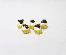 Dollhouse Minature 5 Cupcakes with Blueberries  G5934