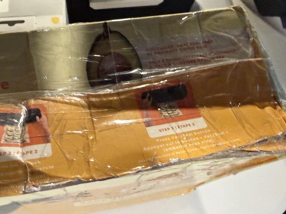 FoodSaver Sellador al vacío Sistema de ahorro de espacio Caja abierta Juego completo Foto 3 de 4