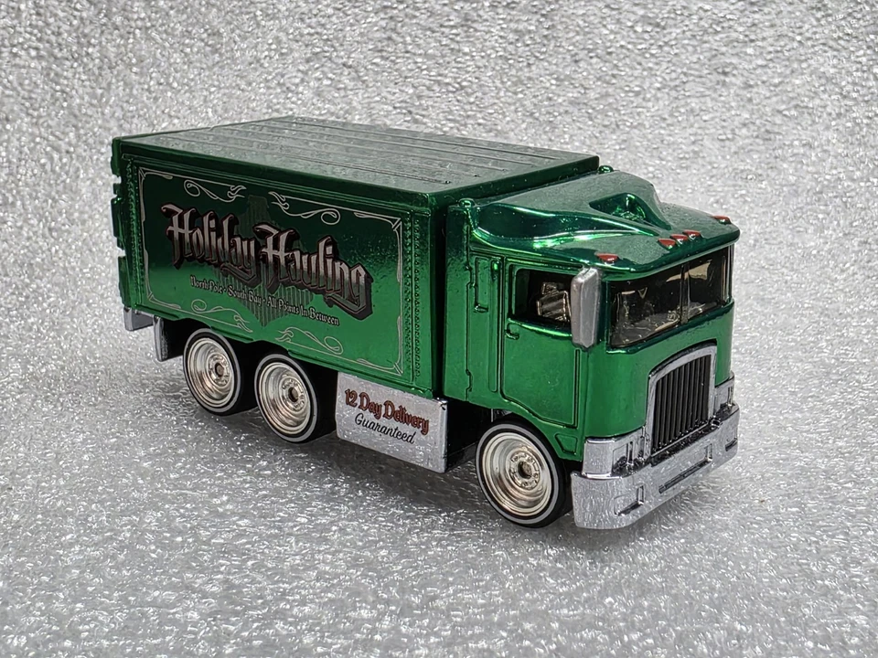 Праздничный автомобиль-тягач Hot Wheels RLC 2010 - Изображение 2 из 4