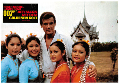 James Bond 007 - Der Mann mit dem goldenen Colt ORIGINAL Aushangfoto Roger Moore