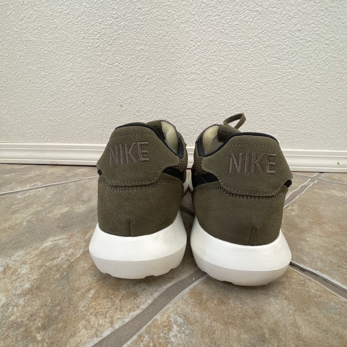 NIKE Roshe LD-1000 QS 802022 200 Iguana/Black SIZE 14 men's NIKE Roshe LD-1000 QS 802022 200 Iguana/Black SIZE 14 men's
