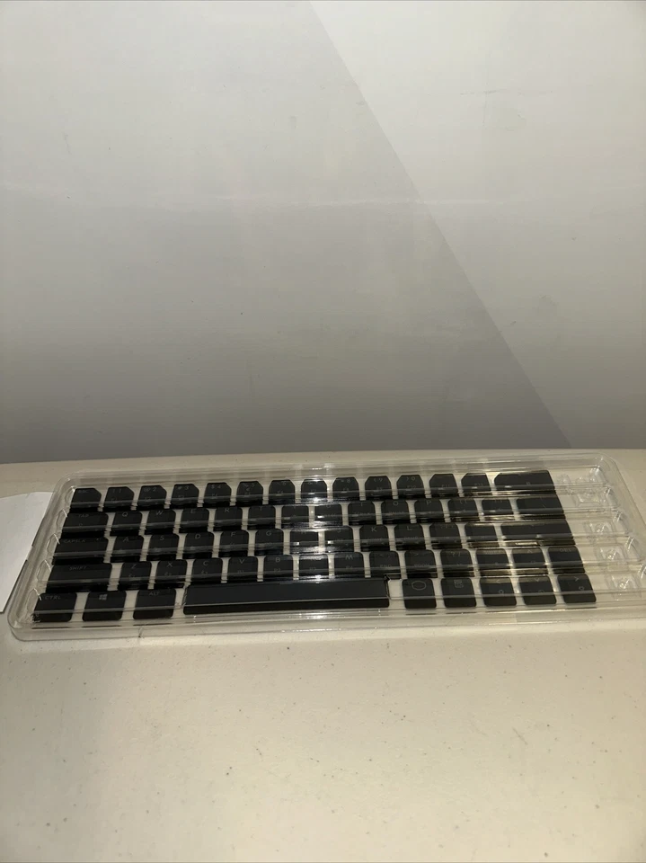 Cooler Master KC-LAPB61-US Mechanical Gaming Keyboard Keycap Replacement . - Image 2 of 4