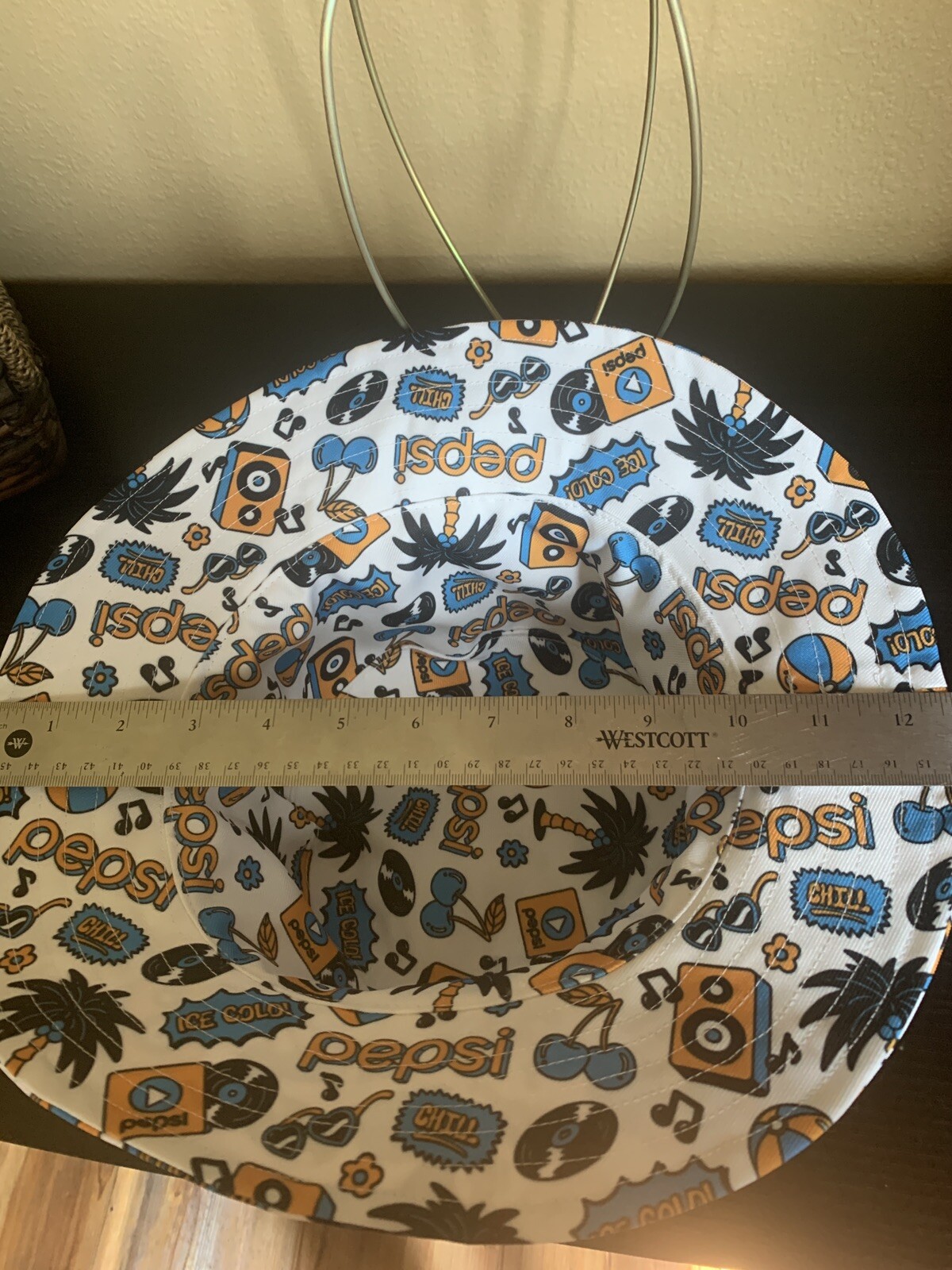 Picture 3 of 4