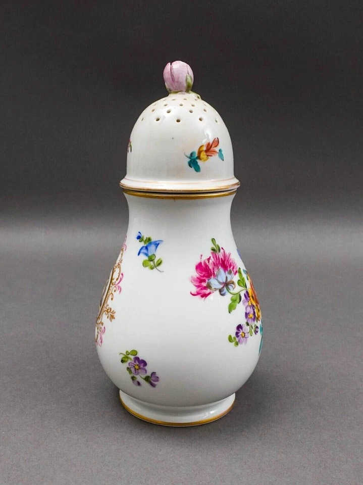Antiguo echador de azúcar muffineer de porcelana floral pintado a mano (leer) Foto 2 de 4