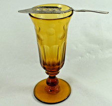 ANCIEN VERRE A ABSINTHE VERRE SOUFFLE COLORIS AMBRE A 9 FACETTES XIXe SIECLE