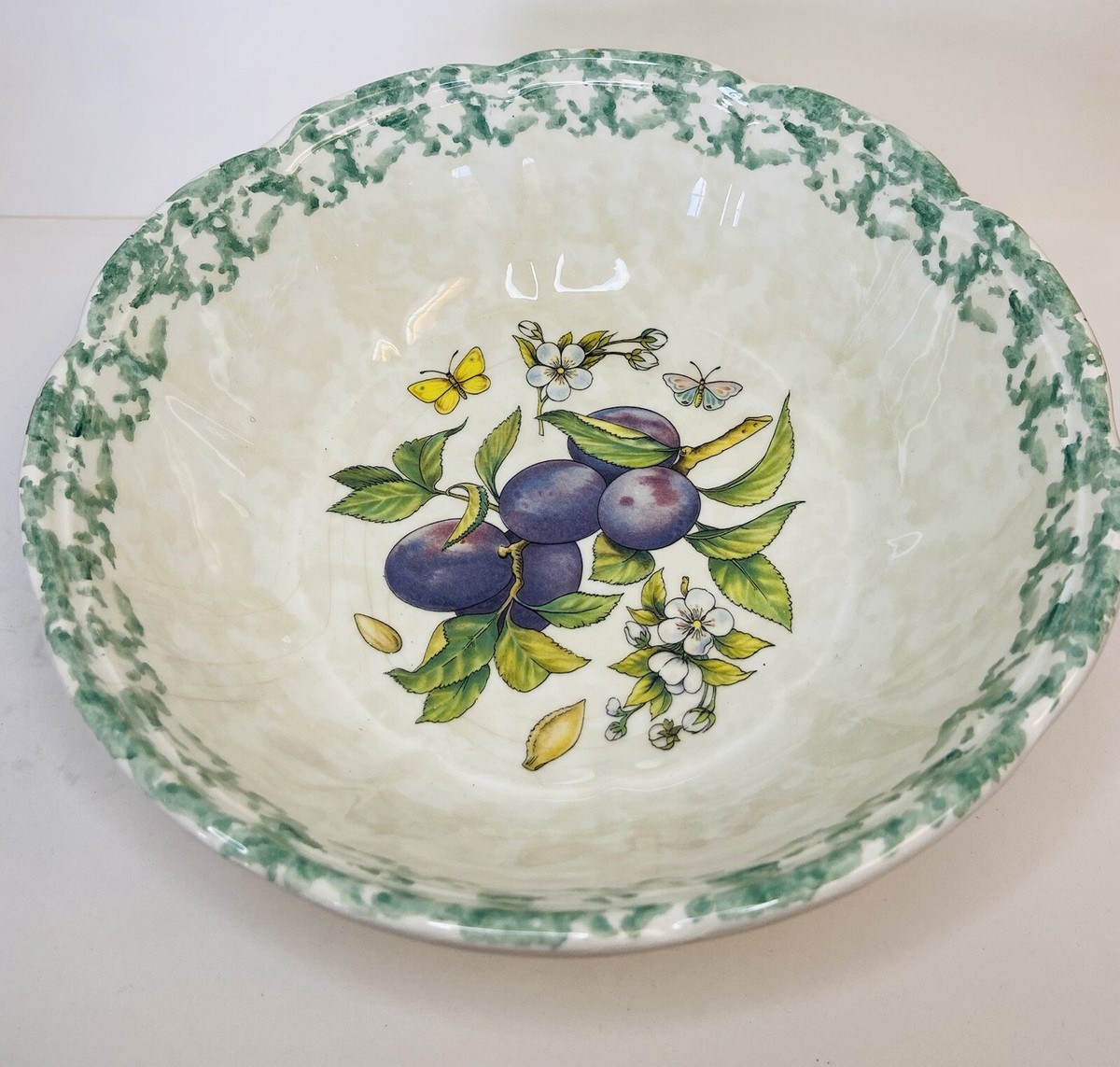 HiMark Plums Serving Bowl Pasta Hand Painted Vintage 1980's HiMark Plums Serving Bowl Pasta Hand Painted Vintage 1980's