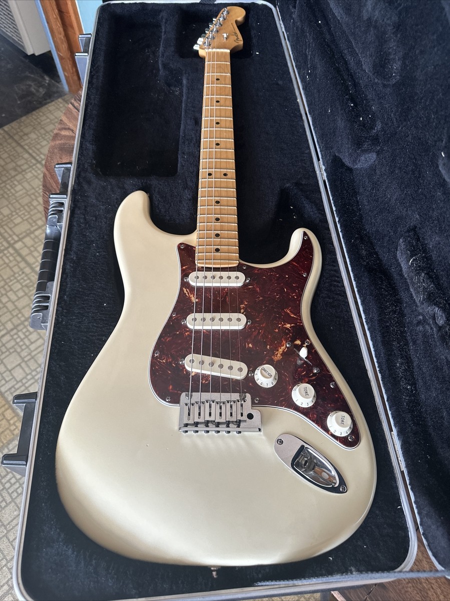 Fender USA Stratocaster 美品 付属品多数 Used Fender USA / Stratocaster Olympic White Rosewood