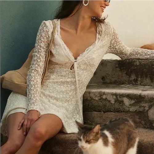 Neu mit Etikett Free People Petra Mini Spitzenkleid - Bild 2 von 9