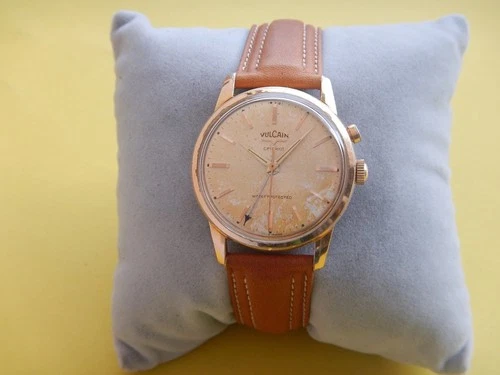 1950' HISTORIC VULCAN CRICKET TROPICAL DIAL VERY LOUD ALARM Cal. 120