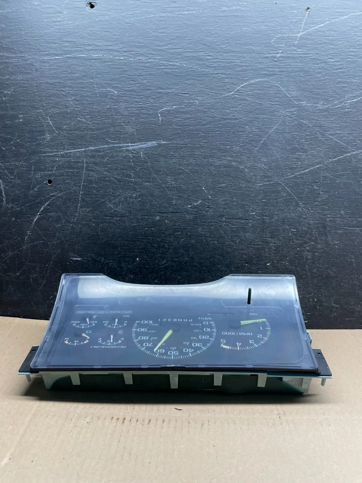 1995 to 1999 Chevrolet Tahoe Suburban Dash Instrument Cluster U1378 PS - Image 3 of 4