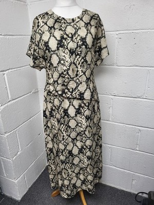 Next beige/schwarzes langes Kleid mit Schlangenmuster Kurzarm Größe 14 neu mit Etikett. PP