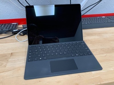 Microsoft Surface Pro 8 / 1983 i7-1185G7 16GB RAM 256GB SSD CHARGING PORT DEFECT