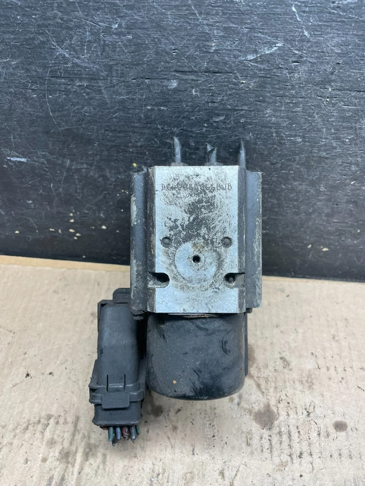 Módulo de freno antibloqueo bomba ABS Cadillac Escalade 2004 2005 2006 T7558 DG Foto 3 de 4