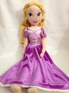 rapunzel peluche