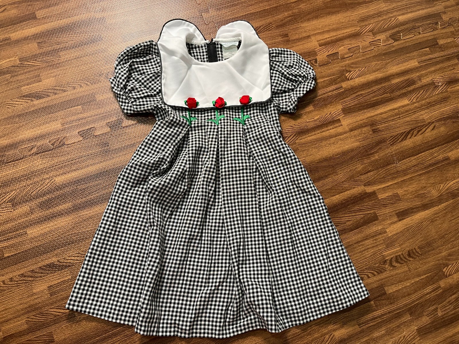Picture 2 of 10