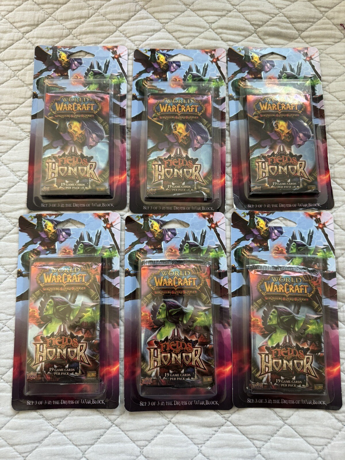 Fields of Honor Booster Blister Pack WOW TCG El Pollo Grande/Magic