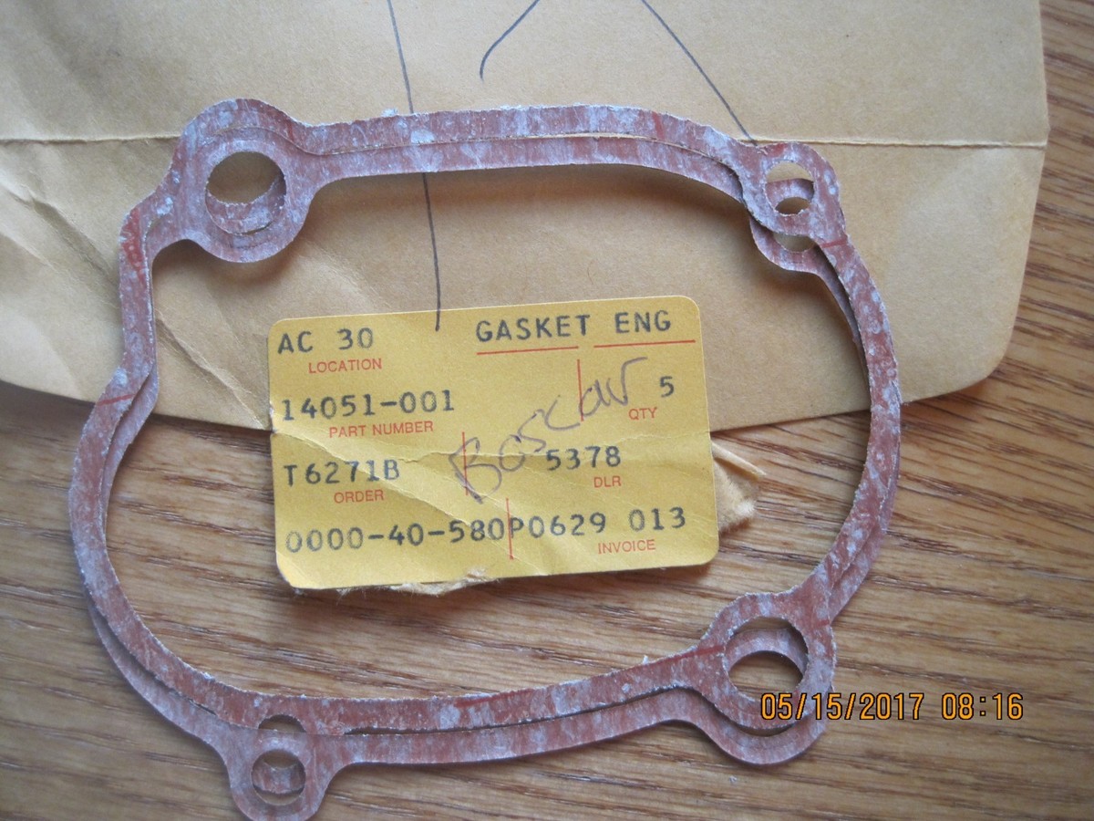 まっきー Kawasaki motorcycle gasket new 14051-001 1005 | eBay