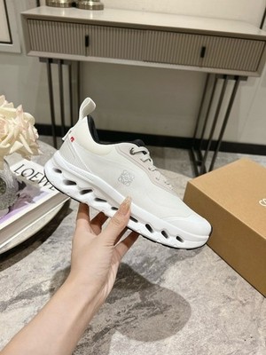 Newly packaged LOEWE x On CloudTILT 2.0 white fashionable men's shoes