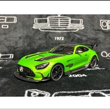 1/18 Weekend MINICHAMPS Mercedes AMG GT Black Series Minicar