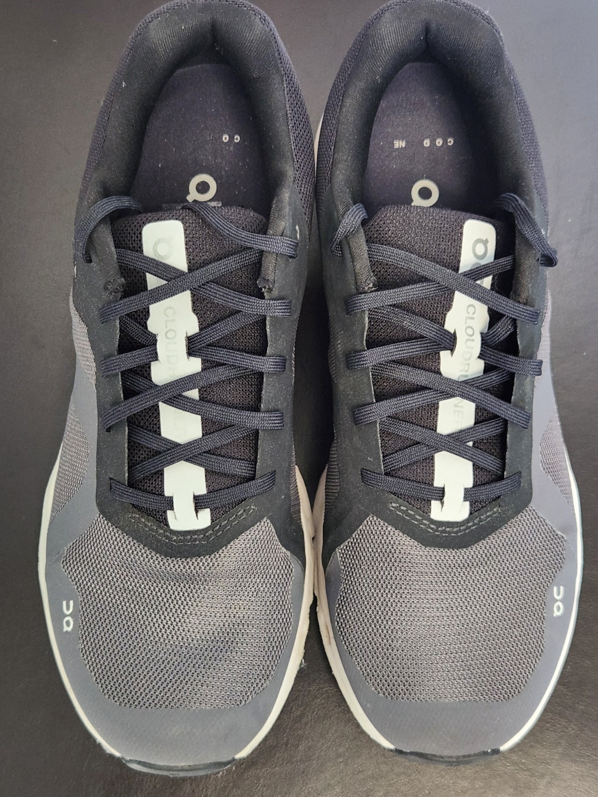 Size 11 - On Cloudrunner Eclipse Frost Mens Runni… - image 3