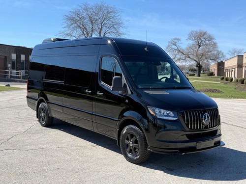 2019 Mercedes-Benz Sprinter 2500 PASSENGER LIMO CUSTOM V6
