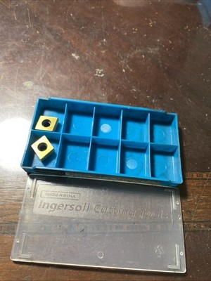 Lot of 2 New Ingersoll Carbide Tin Coated Milling Inserts DXE324-03 581D (E18)