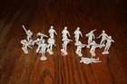 Full Mold Shot of 16 Marx Light Gray German Army Soldiers Tank - MPC
