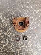 88-96 C4 Corvette Rear End Differential Carrier Front Pinion Yoke Dana 36 88-96 C4 Corvette Rear End Differential Carrier Front Pinion Yoke Dana 36