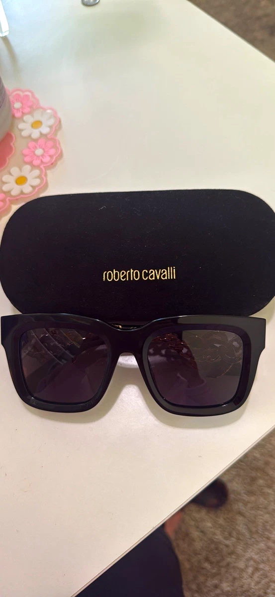 Roberto Cavalli Oversized Black Women\'s Sunglasses - Classic Chic Roberto Cavalli Oversized Black Sunglasses for Women for  main image 4