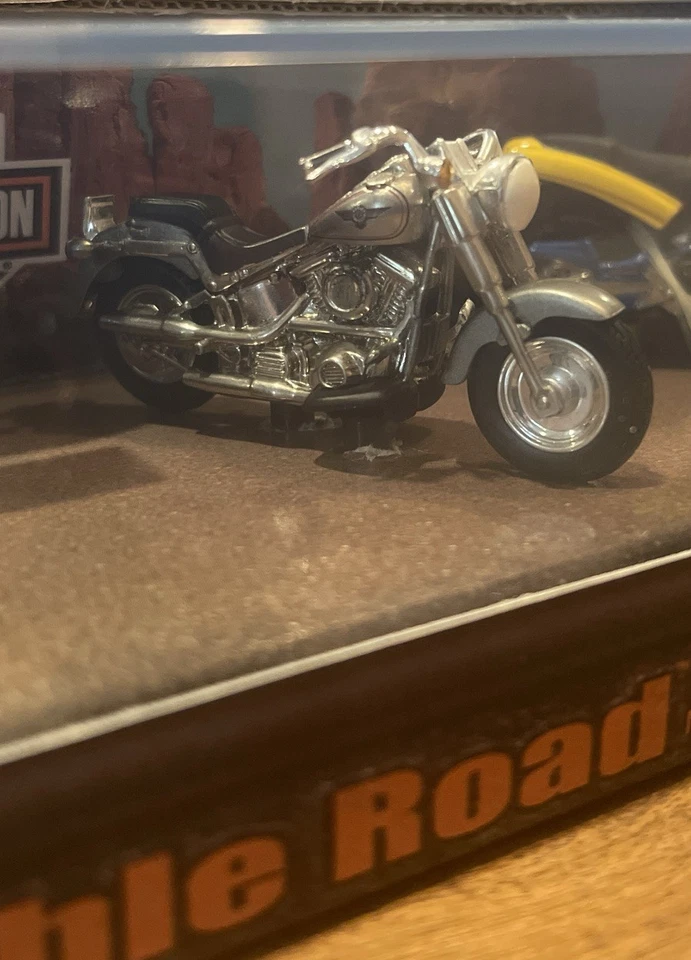 Hot Wheels Mattel Rumble Rd Harley Davidson Motorcycle Set of 4 (S3) - NIB - ‘99 - Image 4 of 4