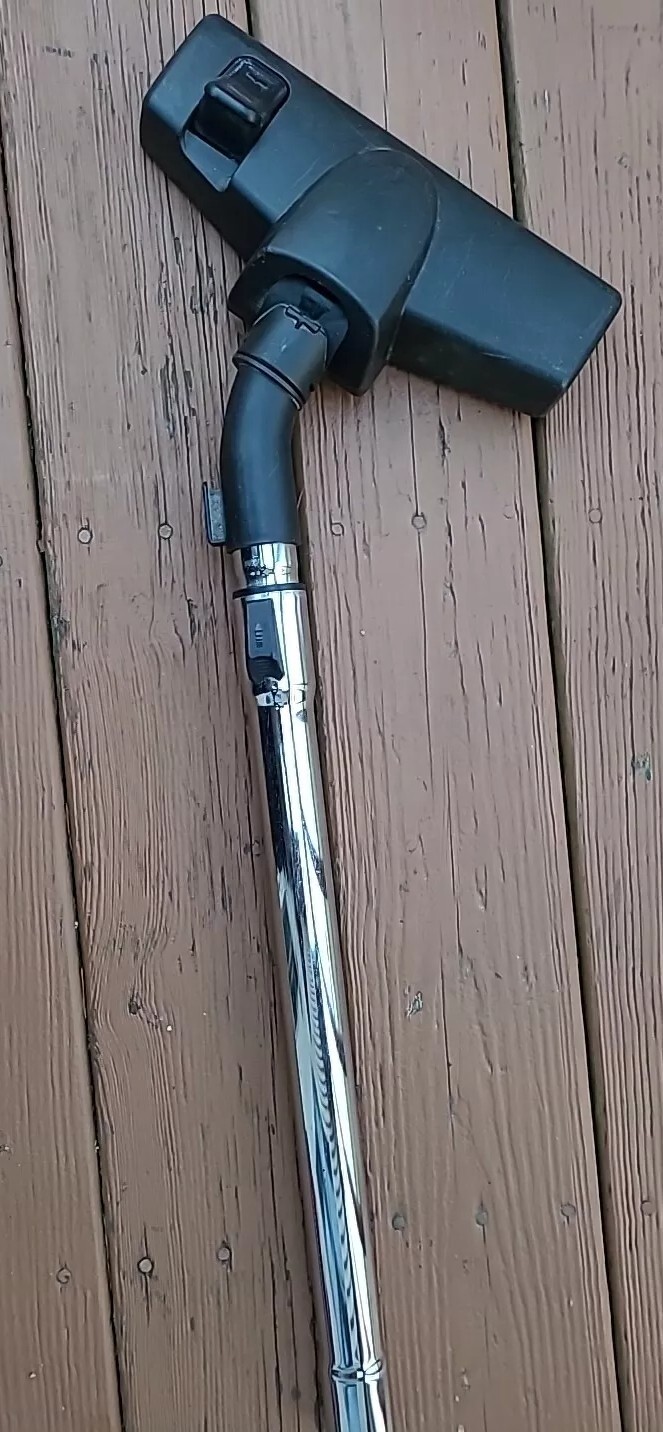 Royal Dirt Devil Easy Lite Canister Vacuum HEPA Bagless Red SD40010