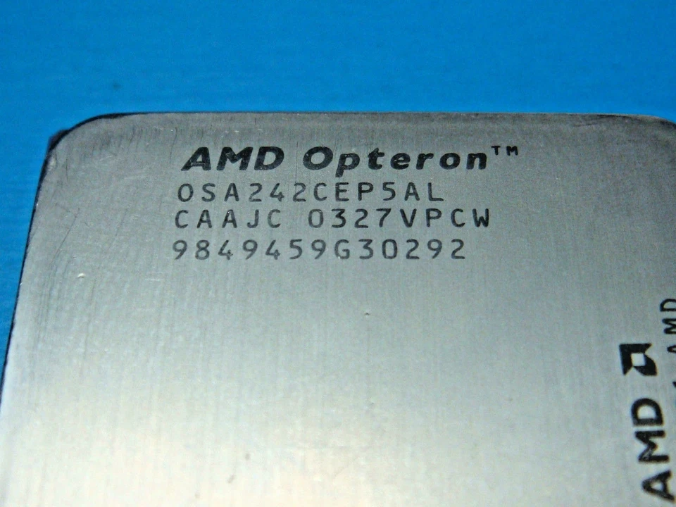 (1) AMD OSA242CEP5AL Opteron 242 1.6GHz 1600Mhz 1.5V 1MB L2 940 pin PGA CPU NEW - Image 2 of 4