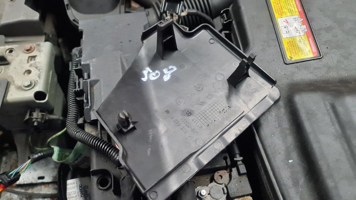 Fusible Voiture,Boîte à Fusibles Automatique,lame De Couvercle En