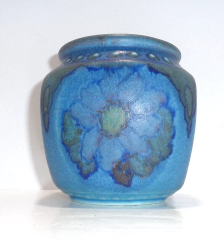SUPER ROOKWOOD DECORATED VESSEL DATED 1926 SIGNED KATHRYN JONES, PERFECT
