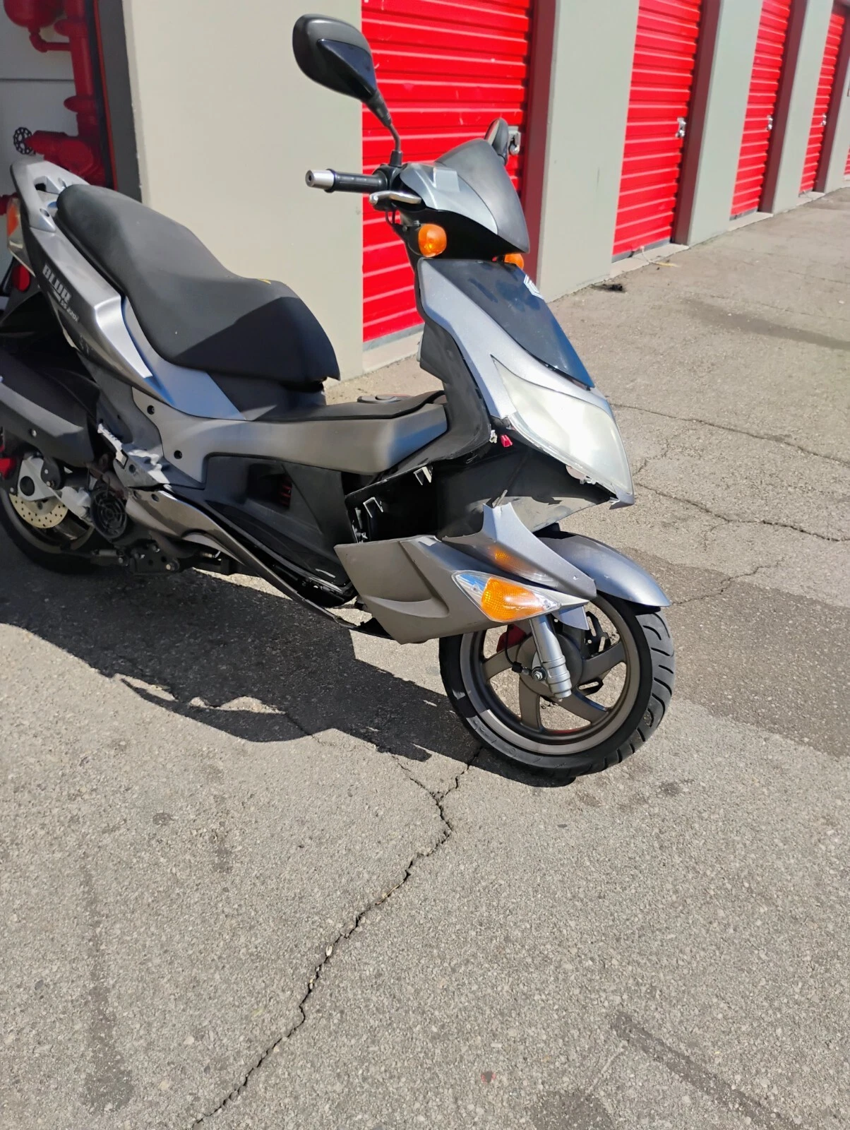 Genuine scooter